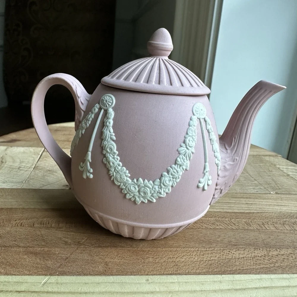 Wedgwood Pink White Jasperware Mini Teapot 3.6 Inch Lid Floral Classical Signed